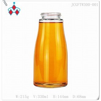 Gwo vè klè sèl ak pwav Shakers